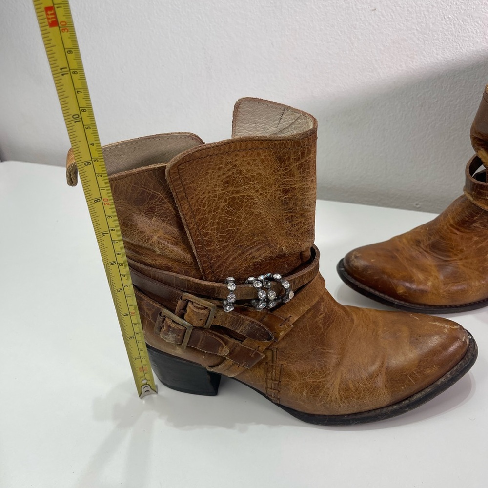Freebird Fb Saint Brown Distressed Leather Harness Ankle Boots Women’s 9 Boho - Picture 2 of 10